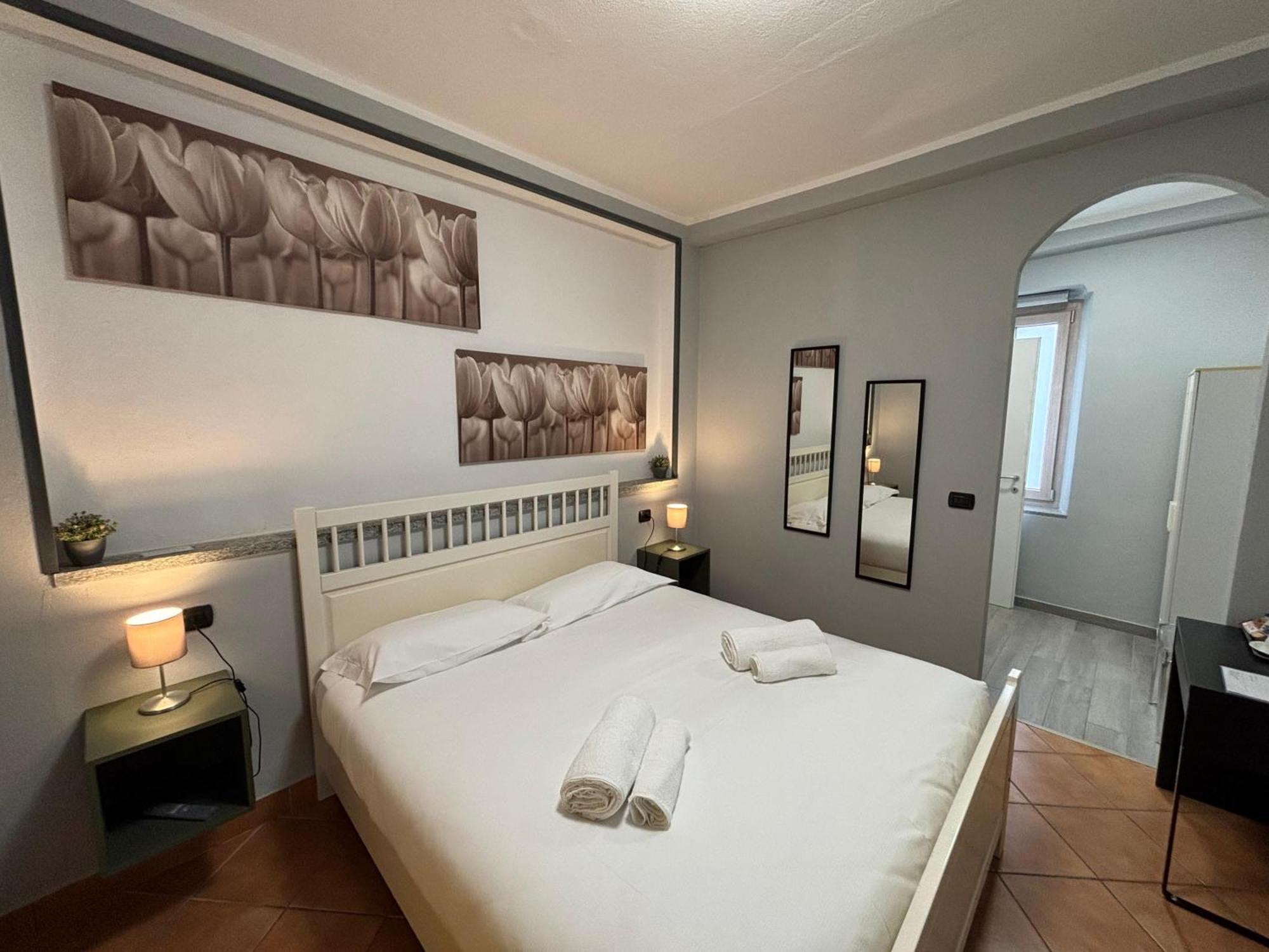 Domus Hotel Caselle Torinese Exterior foto